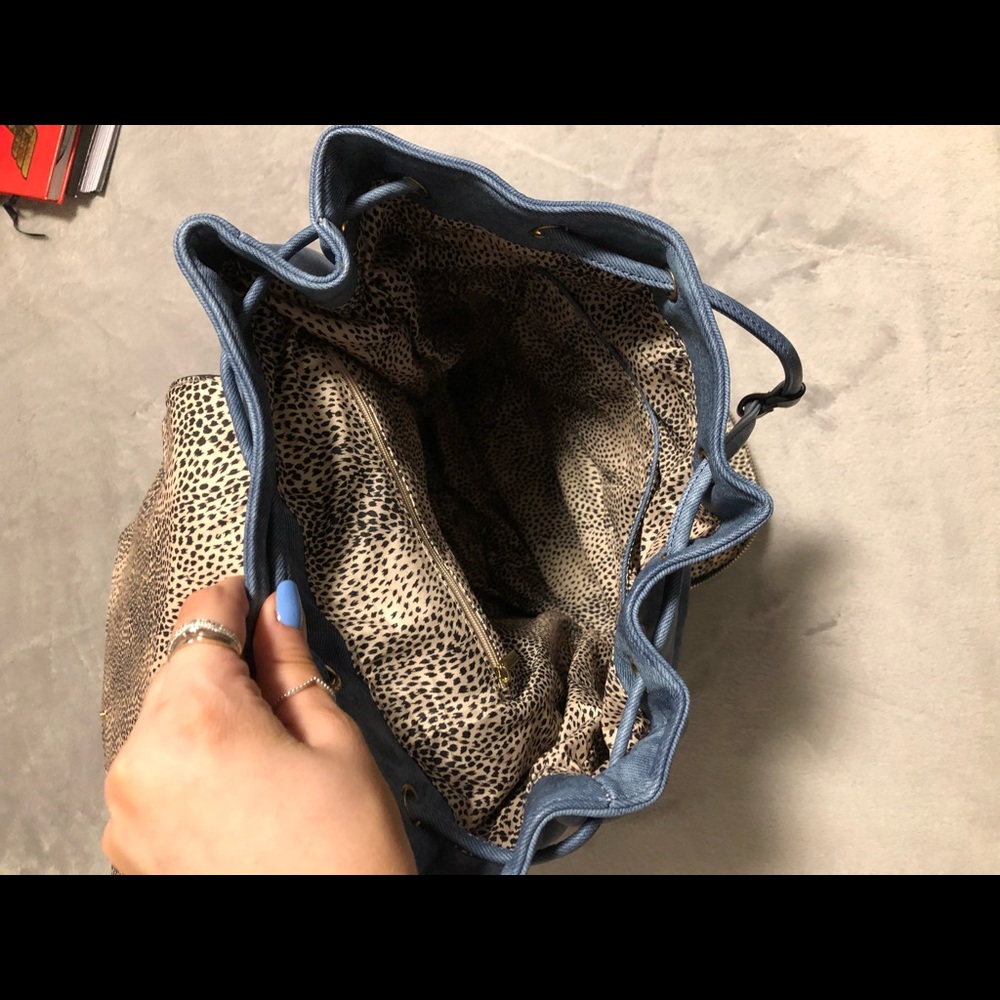 Drawstring Backpack - Picture 5 of 8